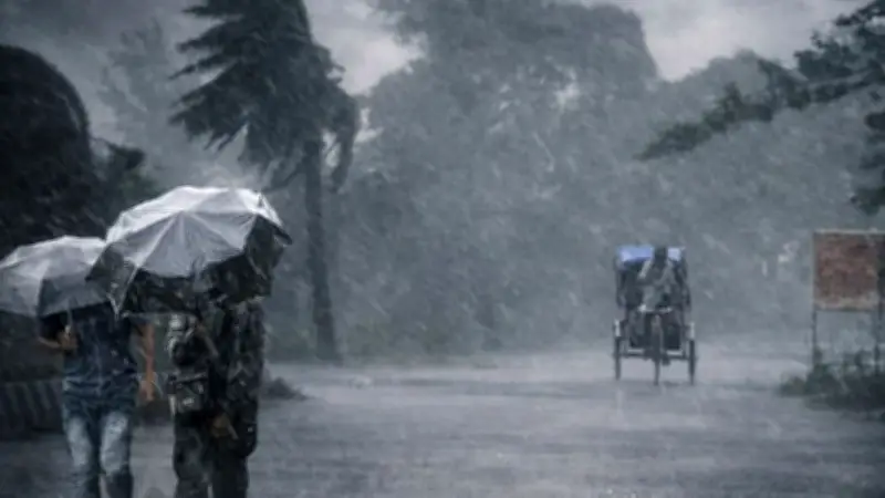 দেশের ৮ বিভাগে কালবৈশাখীর আশঙ্কা, নদীবন্দরে সতর্কতা