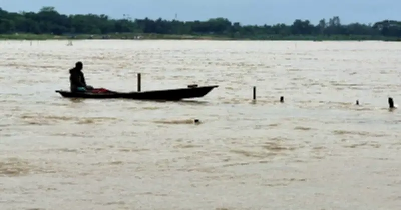 দেশের পাঁচ জেলায় বন্যার আশঙ্কা, নিম্নাঞ্চল প্লাবিত