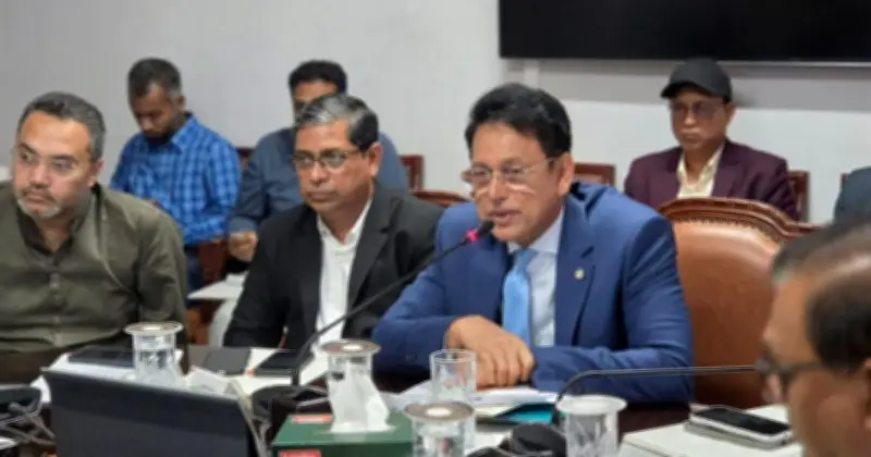 জুলাই মাসে প্রাথমিক শিক্ষার্থীদের জন্য বিনামূল্যে স্কুল ড্রেস ও জুট ব্যাগ বিতরণ শুরু