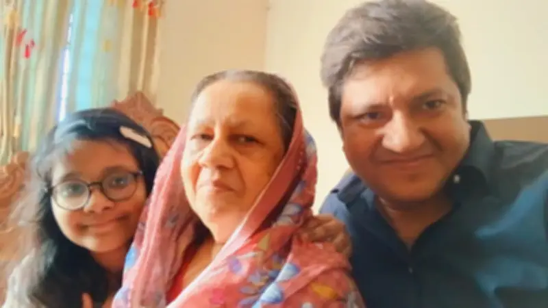 মায়ের নীরব ভালোবাসা: সন্তানের জন্য অনন্ত যত্ন