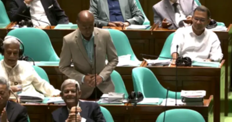 সংসদ নেতার রীতি মেনে চলার নজির