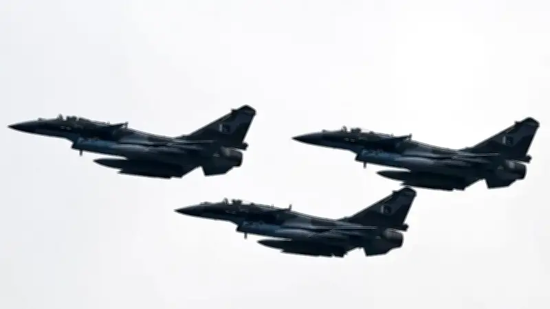 ভারত-পাকিস্তান সংঘাতে ব্যবহৃত চীনা জে-১০সি যুদ্ধবিমান প্রস্তুতকারকের রেকর্ড মুনাফা