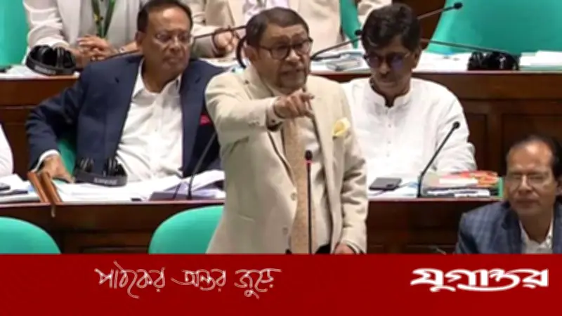 বাড়াবাড়ি দেখলে ‘তোরা রাজাকার’ বলতে ইচ্ছা করে: স্বাস্থ্যমন্ত্রী