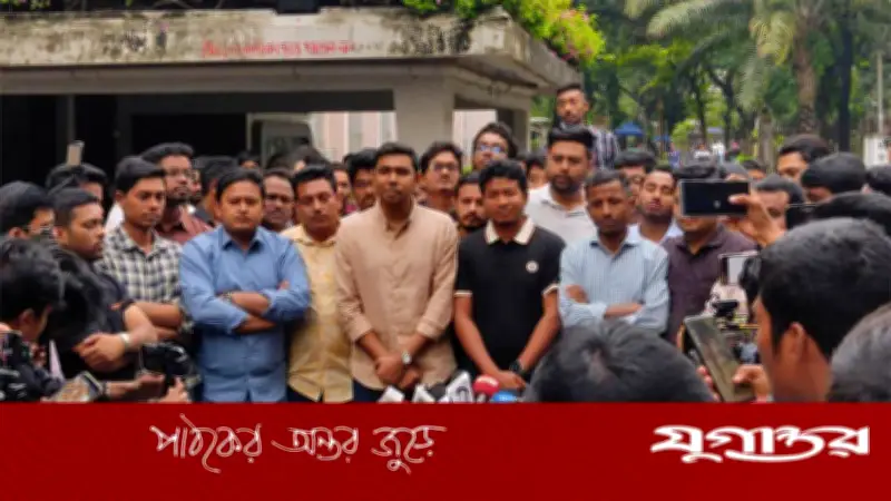 ঢাবি উপাচার্যের সঙ্গে ছাত্রদলের বৈঠক, গুজব বন্ধে কঠোর ব্যবস্থার দাবি