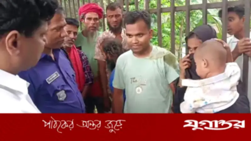 ভৈরবে ট্রেনের নিচে পড়ে অলৌকিকভাবে বেঁচে যাওয়া বাবা-ছেলের পরিচয় মিলেছে