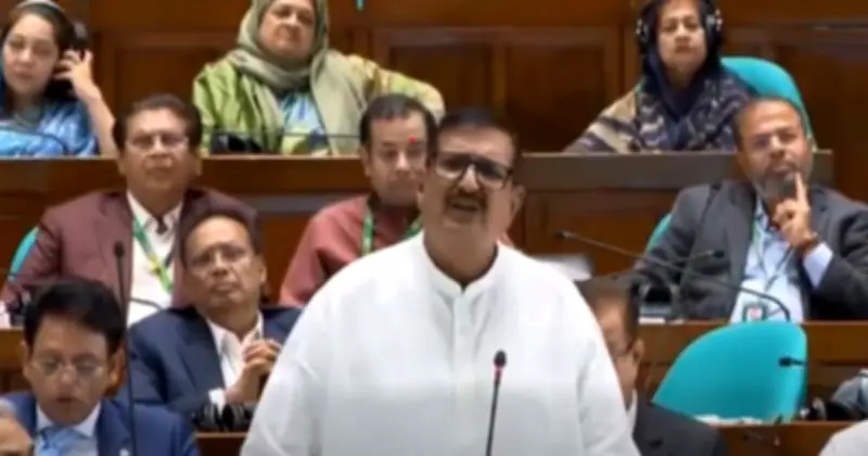 ভূমিমন্ত্রী: মব সৃষ্টিকারীরা গণতন্ত্রের জন্য ক্ষতিকারক