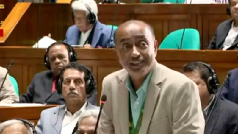 আইনমন্ত্রী: রাজনৈতিক মামলা প্রত্যাহার ২৩৮৬৫টি, নিউজ পোর্টাল বন্ধে আল্টিমেটাম