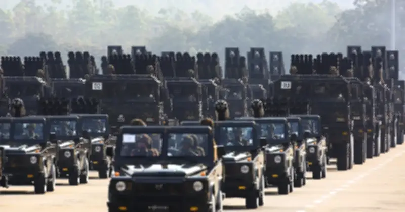 মিয়ানমারে সামরিক বাহিনীর পুনরুত্থান: শান্তি আলোচনার প্রস্তাব ও নতুন কৌশল