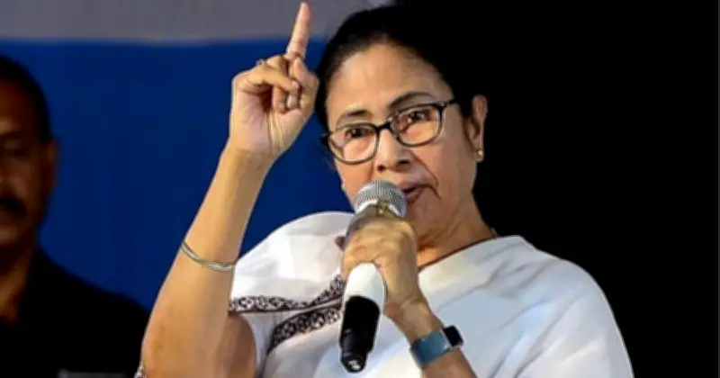 বুথফেরত জরিপ প্রত্যাখ্যান মমতার, তৃণমূলের জয়ের দাবি