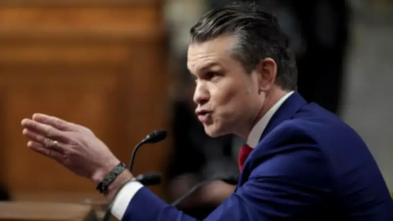 ইরান যুদ্ধের ব্যয় নিয়ে মার্কিন প্রতিরক্ষামন্ত্রীর জবাব