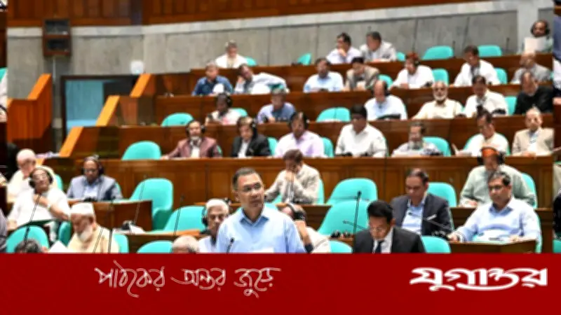 প্রাথমিক শিক্ষকদের বেতন বাড়ানোর ঘোষণা প্রধানমন্ত্রীর