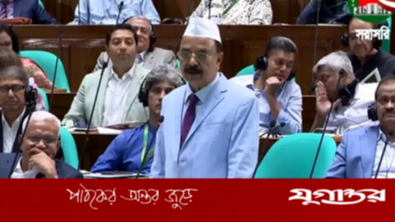 গণতন্ত্রের প্রশ্নে খালেদা জিয়া কখনো মাথা নত করেননি: গয়েশ্বর