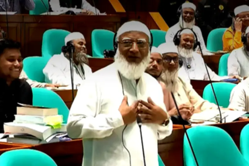 ইতিহাসকে ইতিহাসের জায়গায় রেখে এগিয়ে যাওয়ার আহ্বান শফিকুর রহমানের