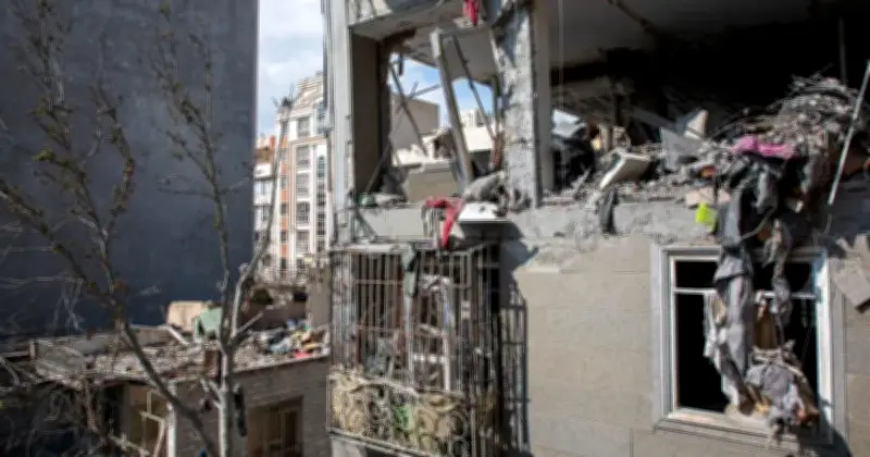 ইরানের বিরুদ্ধে ইসরায়েল-মার্কিন যুদ্ধ ৩৩ দিনে, হাজার হাজার হতাহতের দাবি