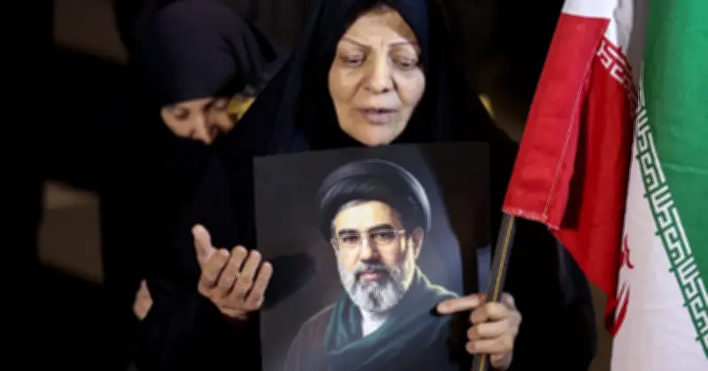 মোজতবা খামেনির অদৃশ্যতা: রাশিয়ার দূতের বক্তব্য, ট্রাম্পের দাবি ও মস্কো যাওয়ার গুজব