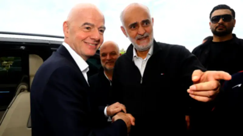 ফিফা প্রেসিডেন্ট ইনফান্তিনোর ইরান দলের সঙ্গে সাক্ষাৎ, বিশ্বকাপে যুক্তরাষ্ট্রেই খেলার ঘোষণা