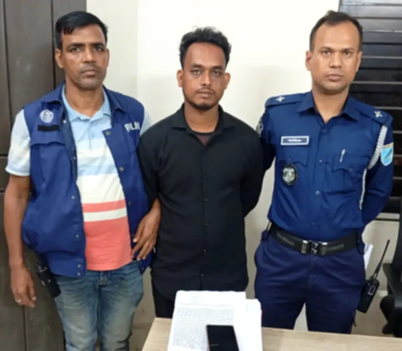 আড়াইহাজার থানা থেকে পালানো আসামি ইসমাঈলকে পুনরায় গ্রেপ্তার করেছে পুলিশ