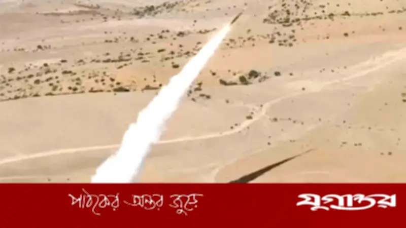 ইসরাইলে তৃতীয় দফার ব্যালিস্টিক ক্ষেপণাস্ত্র হামলার দায় স্বীকার করল ইরান-সমর্থিত হুথি গোষ্ঠী