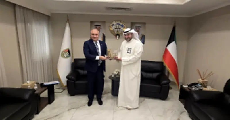 কুয়েতে বাংলাদেশের রাষ্ট্রদূতের সঙ্গে প্রতিরক্ষা মন্ত্রণালয়ের আন্ডার সেক্রেটারির সৌজন্য সাক্ষাৎ