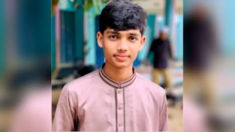 মাকে নিয়ে ফেরার পথে প্রাণ গেল ছেলের, ৪ জেলায় নতুন ডিসি নিয়োগ ও সাব্বির হত্যার বিচারে বিক্ষোভ