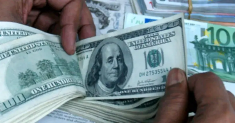 মার্চে রেকর্ড রেমিট্যান্স: প্রবাসীরা পাঠিয়েছেন ৩.৭৫ বিলিয়ন ডলার