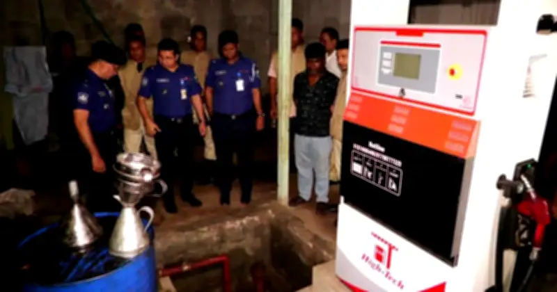 সিরাজগঞ্জে পুলিশের অভিযানে অবৈধ ডিজেল মজুদ উদ্ধার, দুইজন আটক