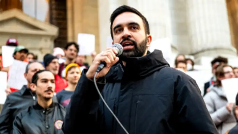 ইরান সংকটে ট্রাম্পের মোজতবা, রাশিয়ার অবস্থান ও তেলবাহী ট্রেন লাইনচ্যুত