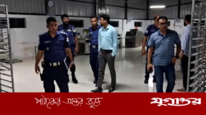 ভোলায় ৬ হাজার লিটার অবৈধ ডিজেল জব্দ, জরিমানার পর ম্যাজিস্ট্রেটকে বাধা