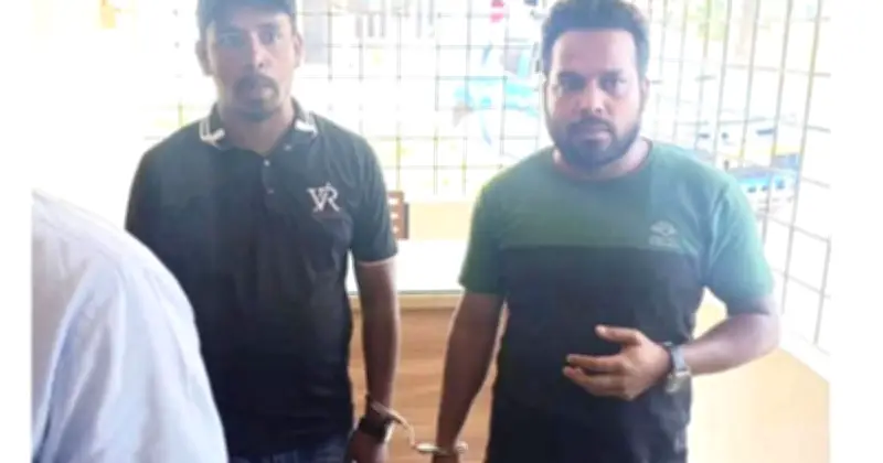 কুমিল্লার চান্দিনায় এসিল্যান্ডের কার্যালয়ে ভিডিও ধারণে দুই সাংবাদিককে হাতকড়া পরিয়ে থানায় পাঠানোর অভিযোগ