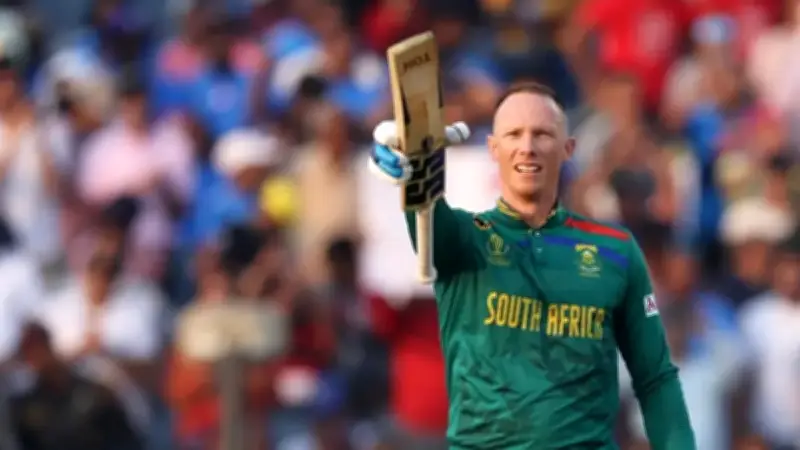 দক্ষিণ আফ্রিকার ব্যাটসম্যান রেসি ফন ডার ডুসেনের আন্তর্জাতিক ক্রিকেট থেকে অবসরের ঘোষণা