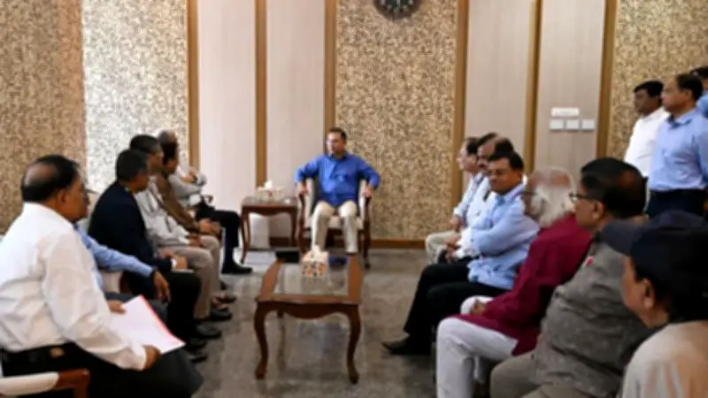 প্রধানমন্ত্রীর সঙ্গে পূজা উদযাপন পরিষদের বৈঠক, আদালত অবমাননা ও জামিনসহ নানা ঘটনা