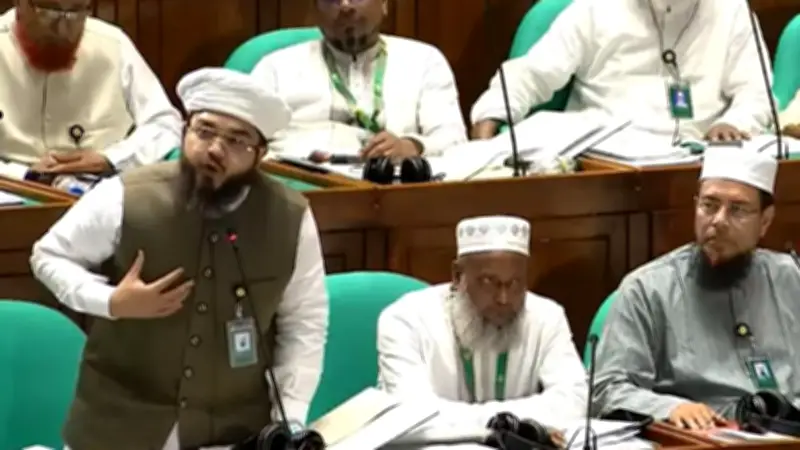 জঙ্গি এমপি সম্বোধনে হানজালার ক্ষোভ, তাপপ্রবাহে ৪২ ডিগ্রি পূর্বাভাস, শিশু হামে আইসোলেশন