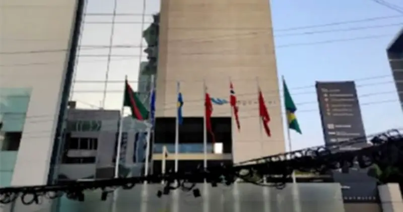 সুইডেন দূতাবাসের মাধ্যমে পোল্যান্ডের শেনজেন ভিসা আবেদন বন্ধ, নতুন নিয়ম চালু