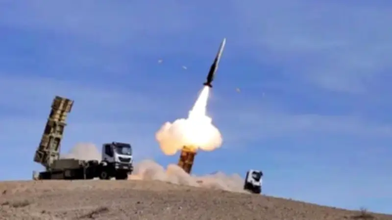 ইরান-ইসরাইল সংঘাতে আমিরাতের ড্রোন প্রতিরোধ, মধ্যপ্রাচ্যে উত্তেজনা বৃদ্ধি