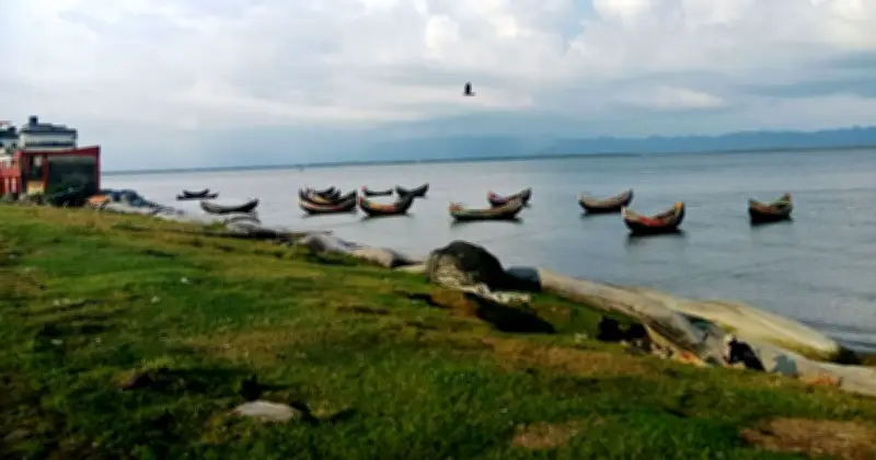 সেন্টমার্টিনে মিয়ানমারের দিক থেকে লাল-সবুজ ড্রোন, স্থানীয়দের উদ্বেগ