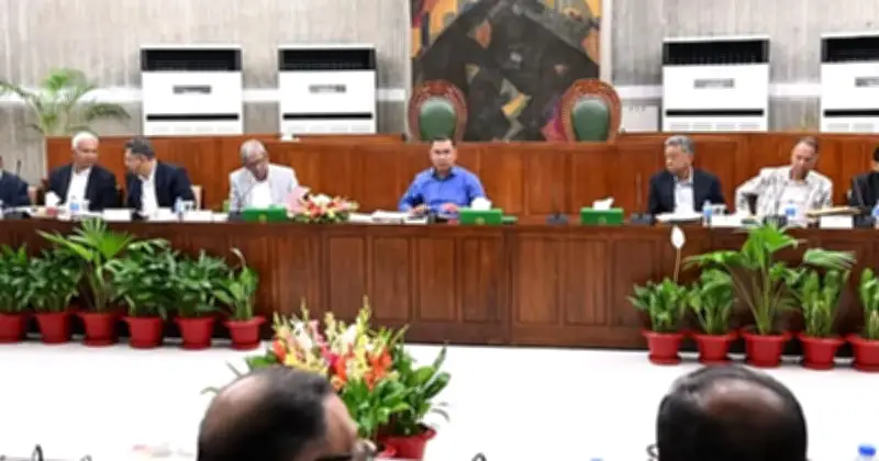 জ্বালানি সাশ্রয়ে সরকারি-বেসরকারি অফিসের সময়সূচি পরিবর্তন, নেওয়া হয়েছে কৃচ্ছ্রসাধনমূলক পদক্ষেপ