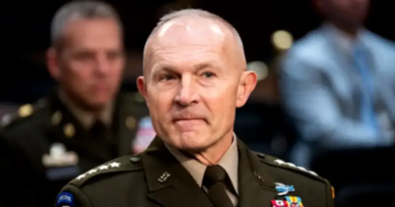 পেন্টাগনে বড় ধরনের রদবদল: সেনাপ্রধান জেনারেল র‍্যান্ডি জর্জসহ তিন কর্মকর্তা বরখাস্ত