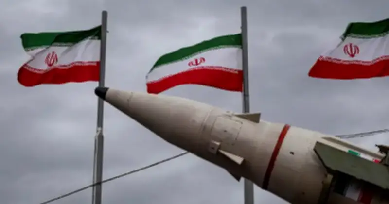 সিএনএন রিপোর্ট: ইরানের অর্ধেক মিসাইল ও হাজার হাজার ড্রোন এখনও অক্ষত, ট্রাম্পের দাবি মিথ্যা