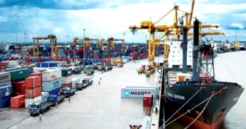 সার আমদানিতে প্রধান কেন্দ্র মোংলা বন্দর, চট্টগ্রামের জটে আমদানিকারকদের পছন্দ বদল