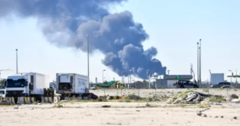 ইরানের ড্রোন হামলায় কুয়েতের তেল শোধনাগারে আগুন, এফ-৩৫ ভূপাতিতের দাবি