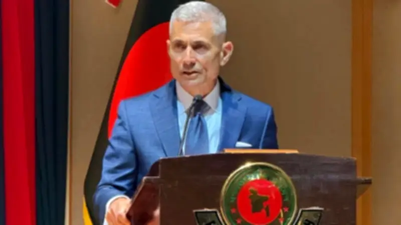 যুক্তরাষ্ট্র-বাংলাদেশ সম্পর্কের গুরুত্ব বৃদ্ধি ও সিরাজগঞ্জে দুর্ঘটনায় নিহত ৩