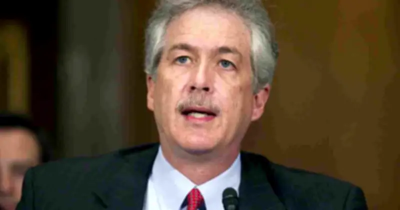 সিআইএ সাবেক প্রধান বার্নসের সতর্কতা: হরমুজ প্রণালির দায়িত্ব মিত্রদের ওপর চাপিয়ে যুক্তরাষ্ট্র পিছিয়ে যেতে পারে