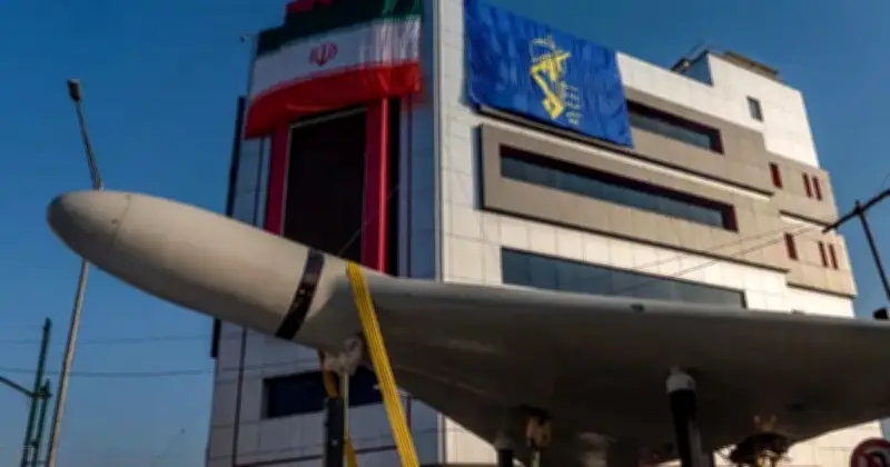 ট্রাম্পের ইরান যুদ্ধ শেষের ইঙ্গিত, কিন্তু হরমুজ প্রণালী নিয়ন্ত্রণে তেহরানের অপ্রতিরোধ্য কৌশল