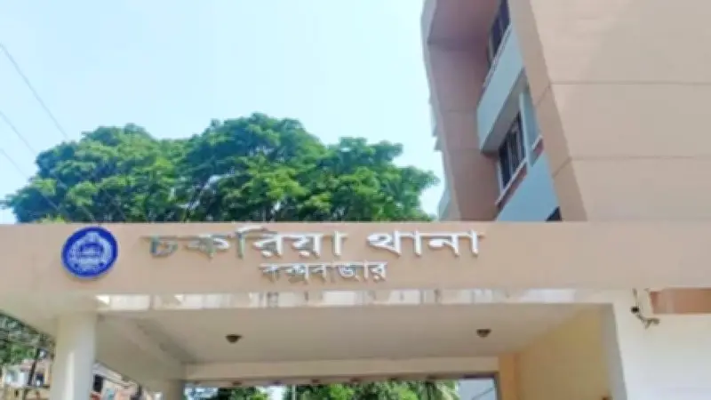 রায়গঞ্জে মৎস্য ঘেরে মালিকের লাশ, মাদ্রাসা থেকে ছাত্রের লাশ উদ্ধার, হিটস্ট্রোকের শঙ্কা