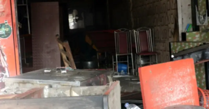 মাদারীপুরে আধিপত্য বিরোধে সংঘর্ষ: ৬ জন আহত, অর্ধশত ককটেল বিস্ফোরণ