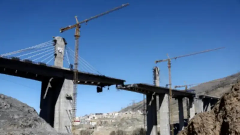 ইরানের সেতুতে হামলায় নিহত ৮, দ্বিতীয় মার্কিন এফ-৩৫ ভূপাতিতের দাবি