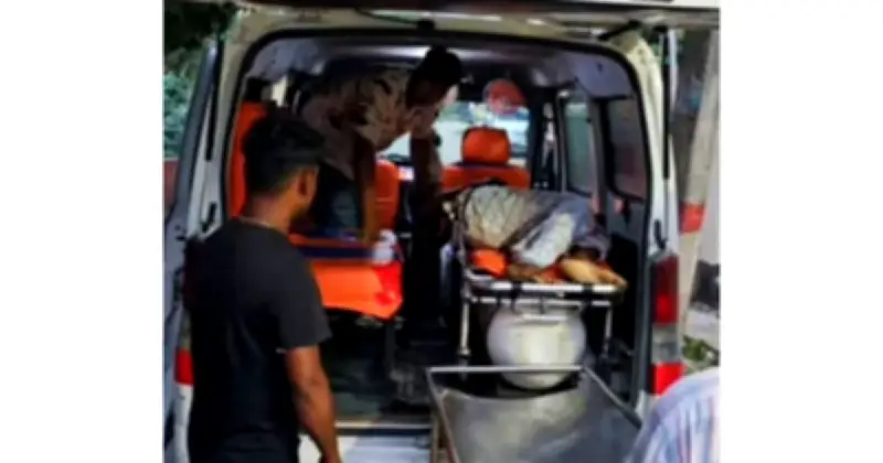 মানিকগঞ্জের বালুমহালে আধিপত্য নিয়ে প্রকাশ্যে ম্যানেজারকে গুলি ও কুপিয়ে হত্যা