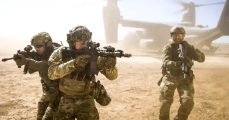 ইরানে মার্কিন যুদ্ধবিমান ভূপাতিত, নিখোঁজ ক্রু উদ্ধারে তল্লাশি অব্যাহত