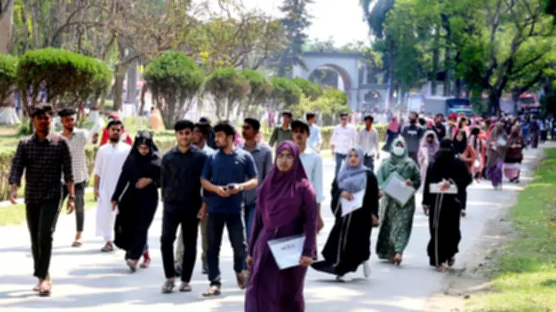 গুচ্ছভুক্ত বিশ্ববিদ্যালয়ের বি ইউনিটের ভর্তি পরীক্ষা সম্পন্ন, উপস্থিতি ৮২.৪৫ শতাংশ