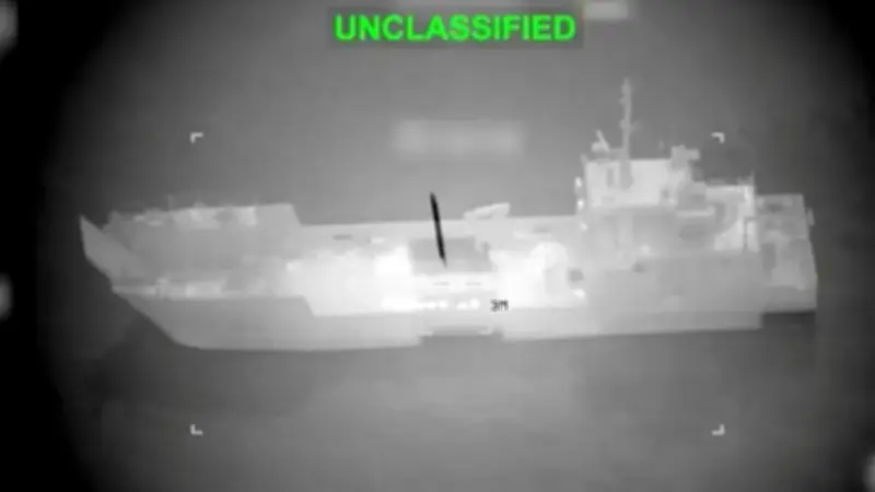 বাণিজ্যের আড়ালে ইরানে যুদ্ধের জ্বালানি পাঠাচ্ছে চীন: বিশ্লেষণ